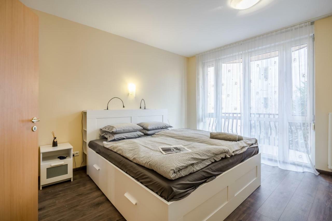 Апартаменти Bpr Vivid Downtown Vibe With Balcony Будапешт Екстер'єр фото